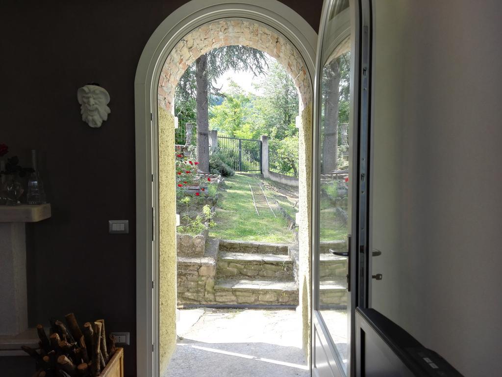 Casa Badinot Vendégház Diano dʼAlba Kültér fotó