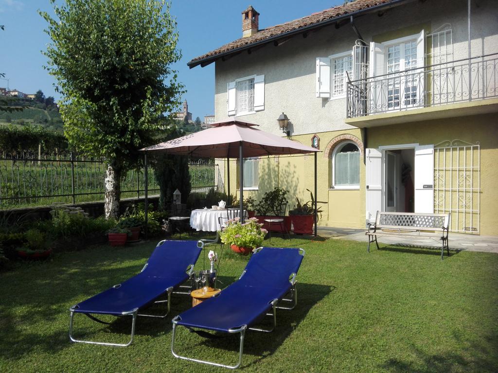 Casa Badinot Vendégház Diano dʼAlba Kültér fotó
